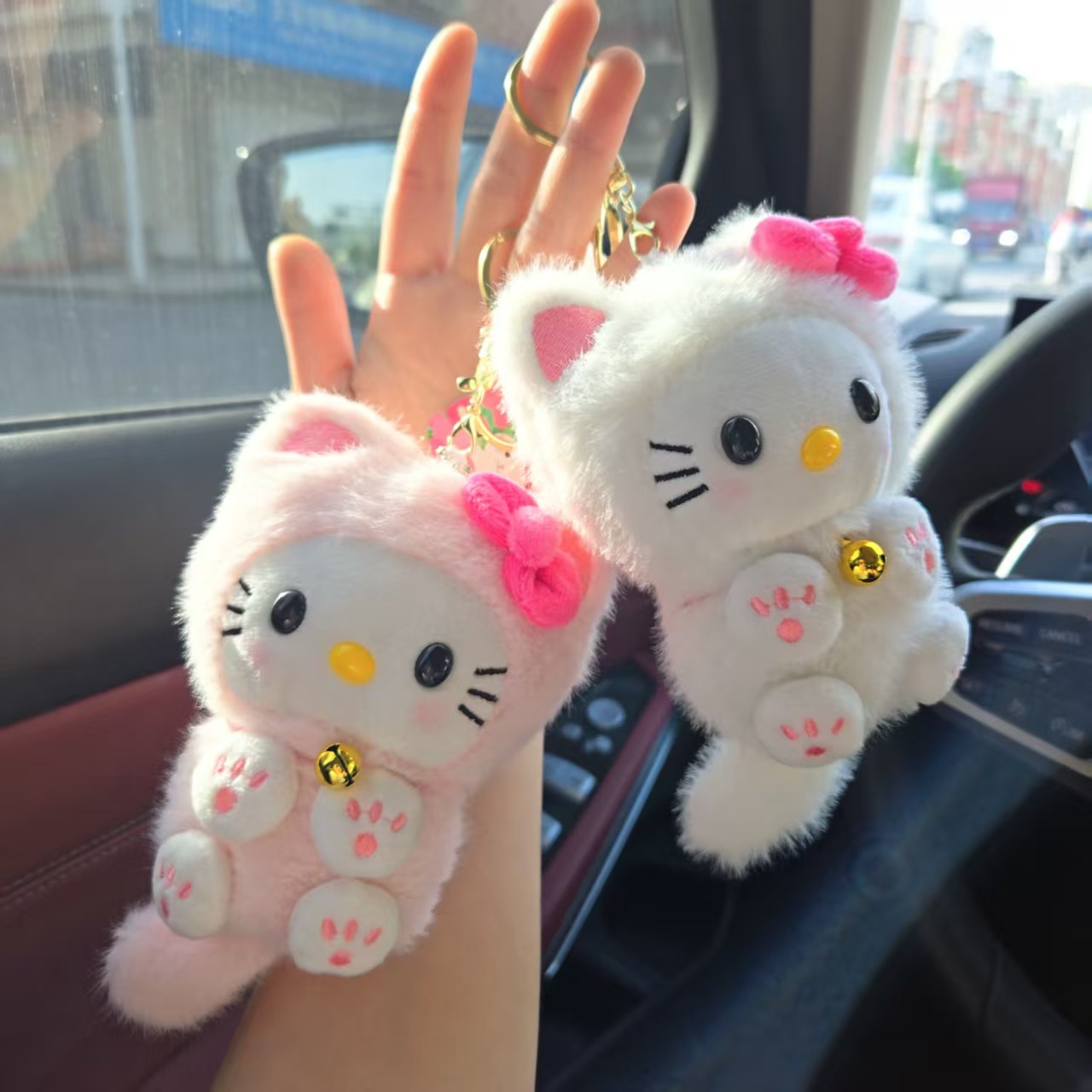 Kawaii HelloKitty Bell Cat Pen - Car Accessories Papar 评论和价格